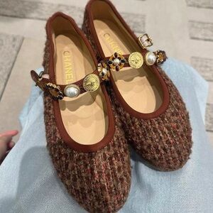 CHANEL Brown Tweed Mary Jane Flats with Jeweled Strap Accents